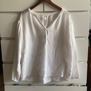 Light linen top white